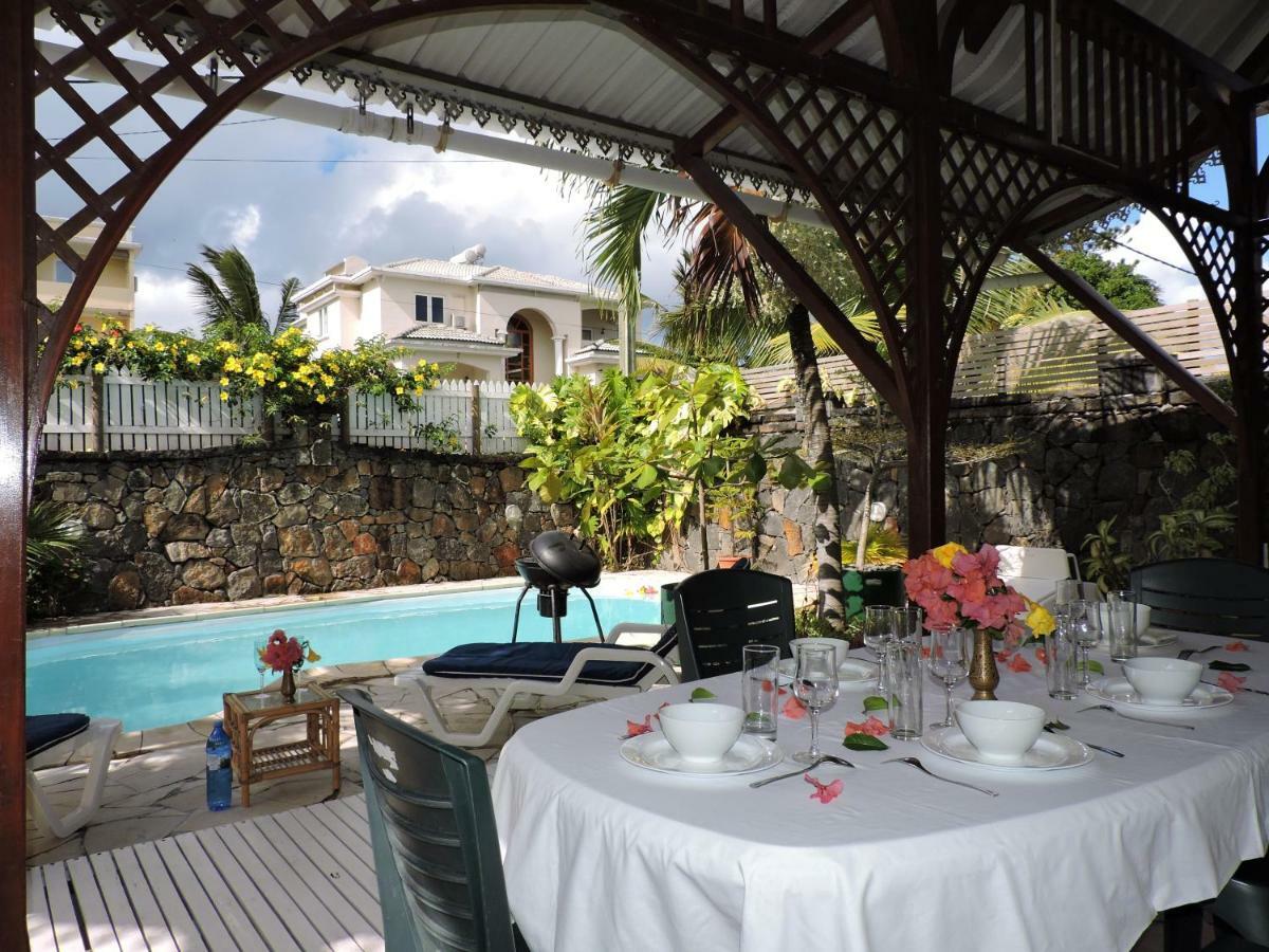 Villa Hibiscus Blue Bay Exterior photo