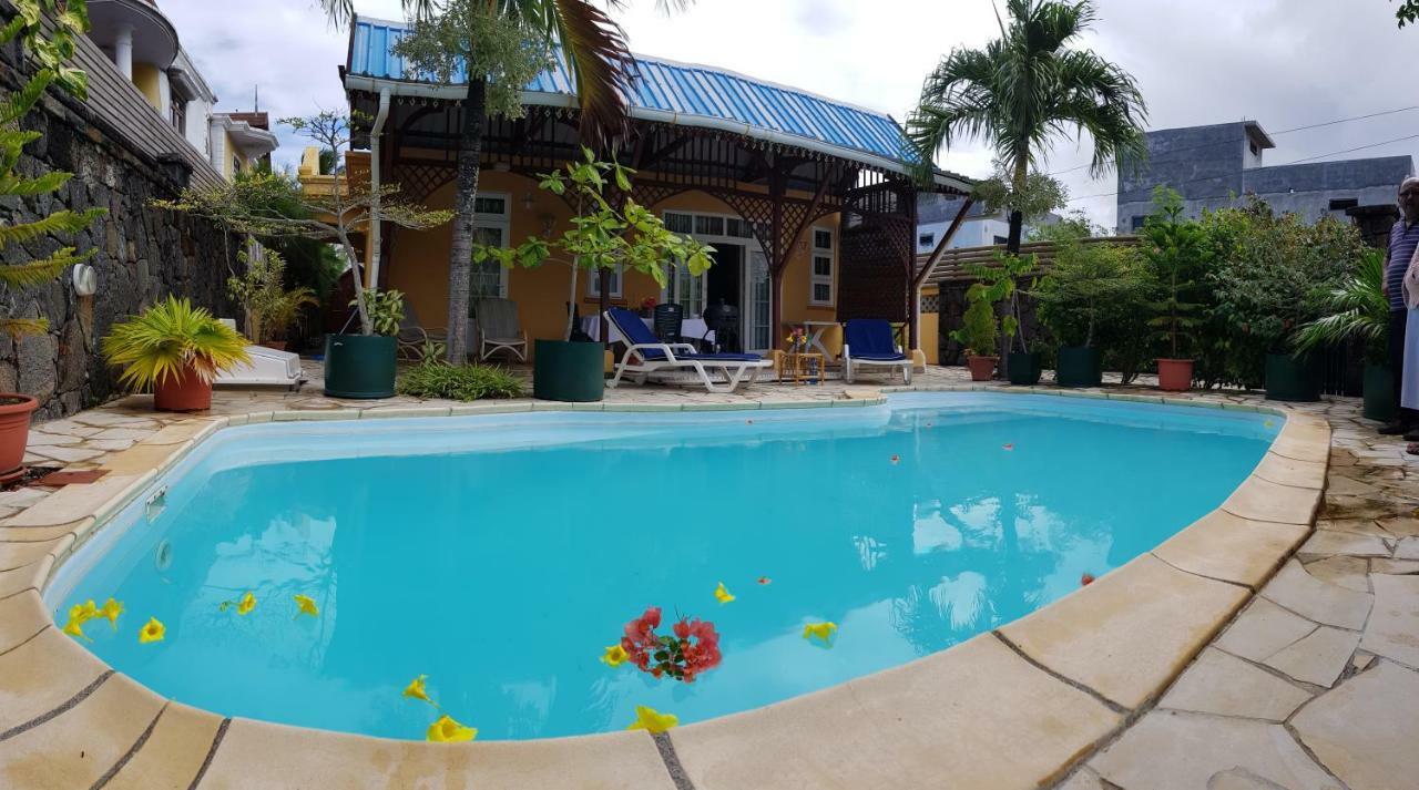 Villa Hibiscus Blue Bay Exterior photo